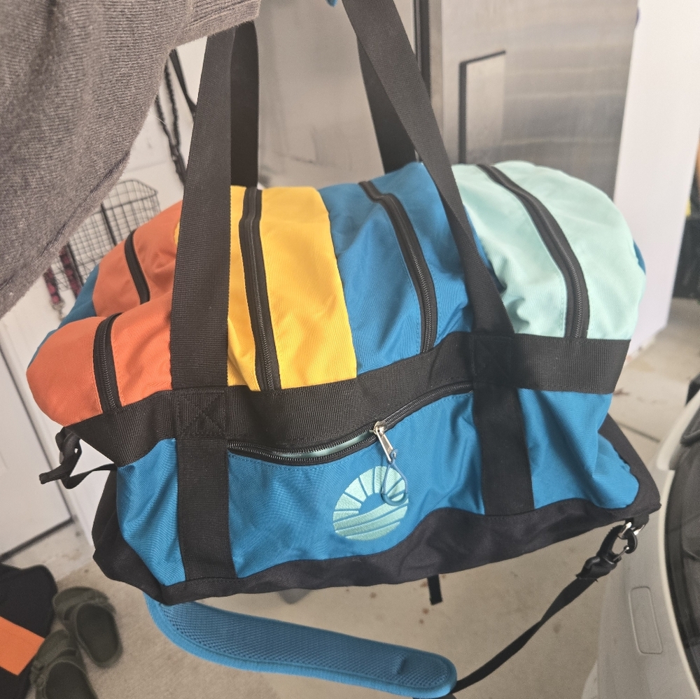 TOBIQ- ColoradoThe Washable Travel Duffel - 60L Gently Used